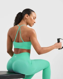 Adapt Seamless Sports Bra