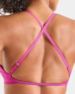 Adapt Seamless Strappy Sports Bra
