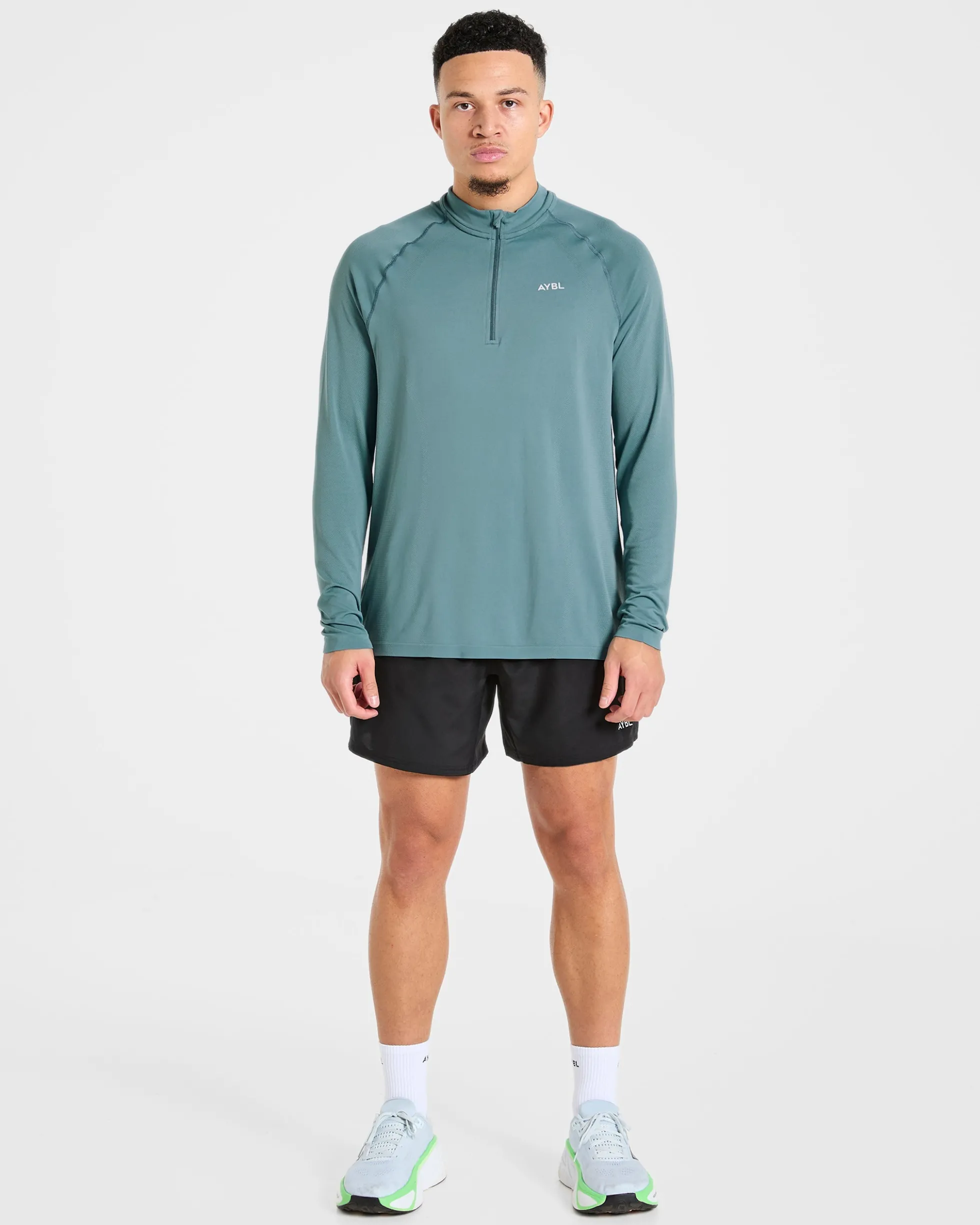 Attain Seamless 1/2 Zip Pullover