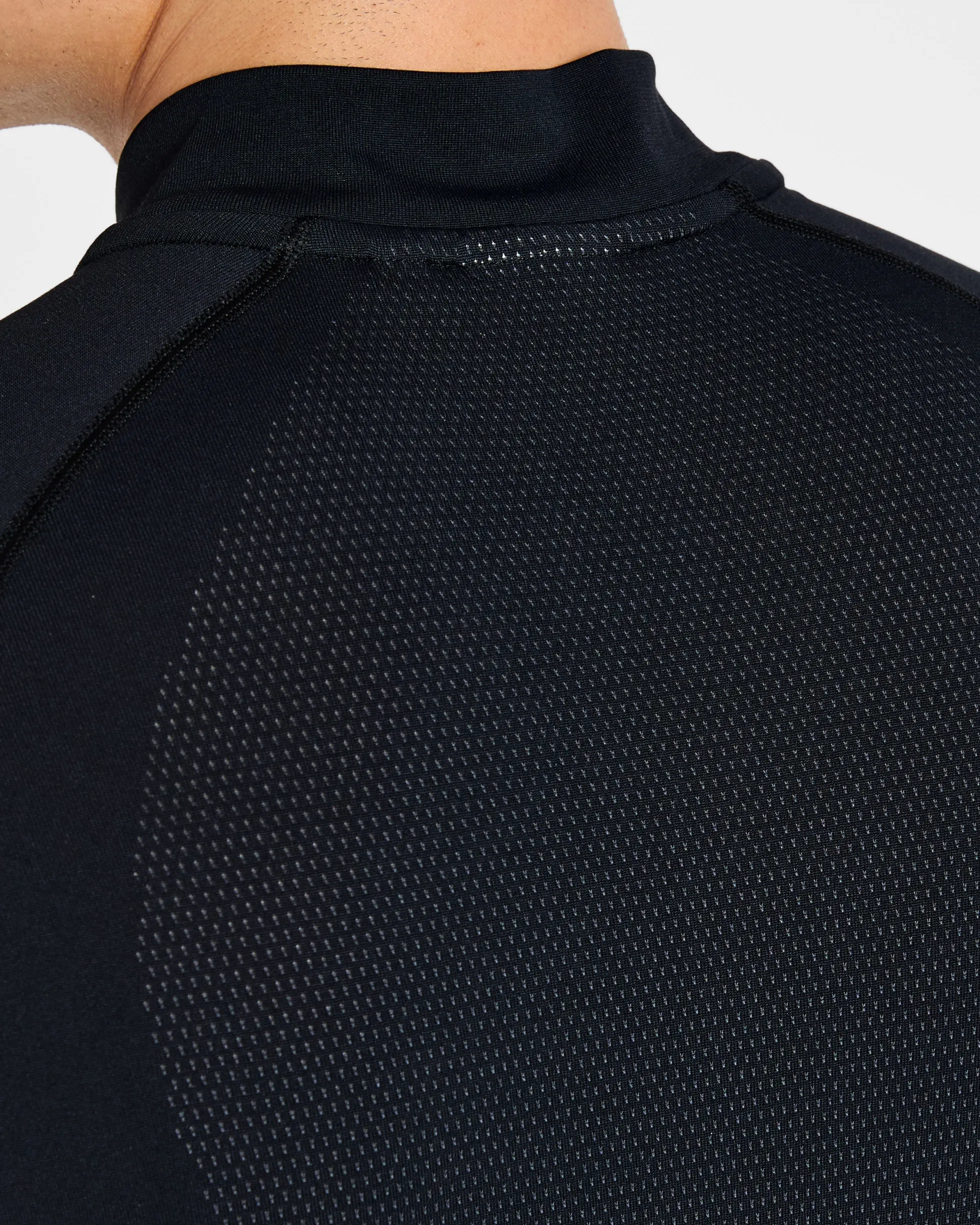 Attain Seamless 1/2 Zip Pullover