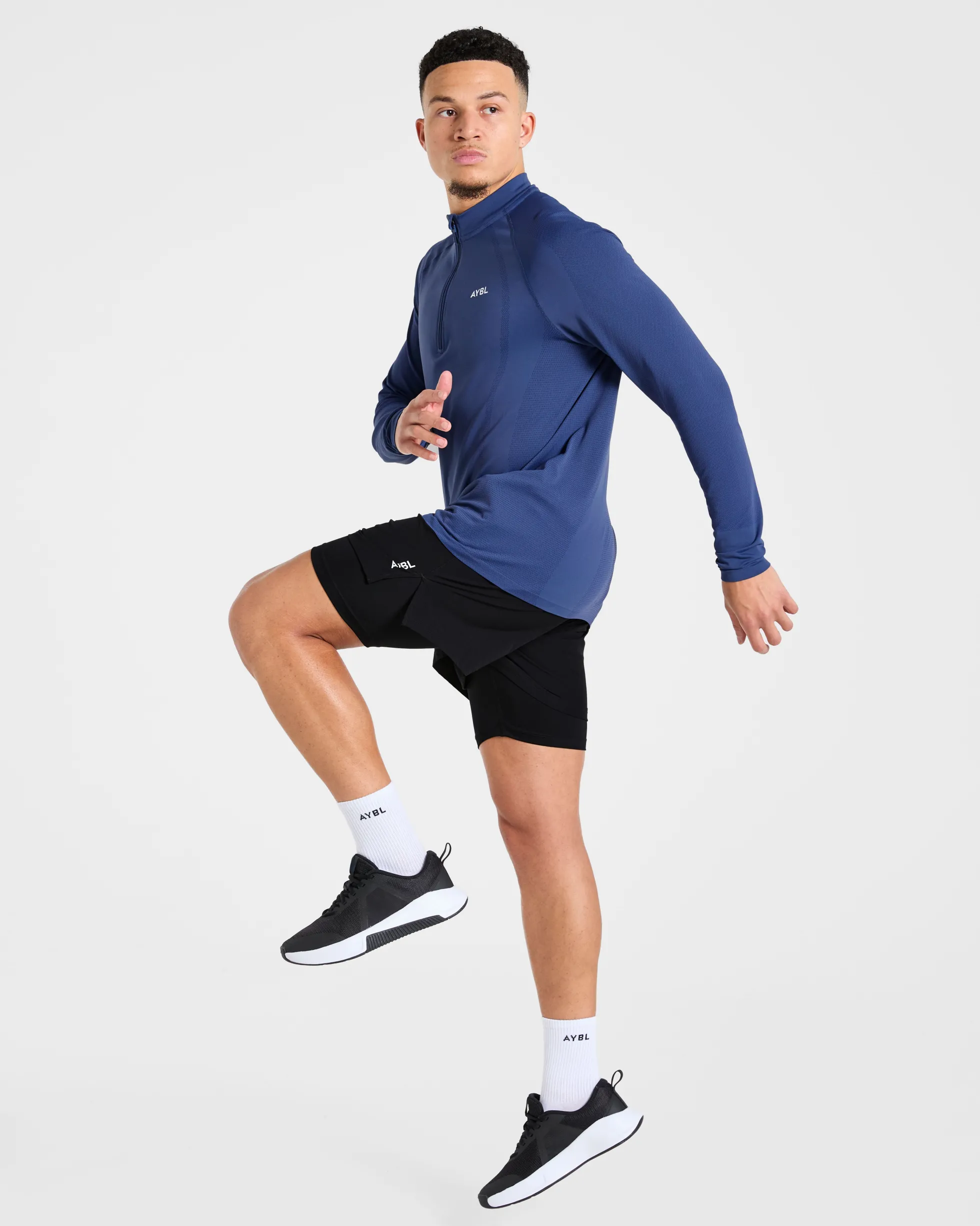 Attain Seamless 1/2 Zip Pullover