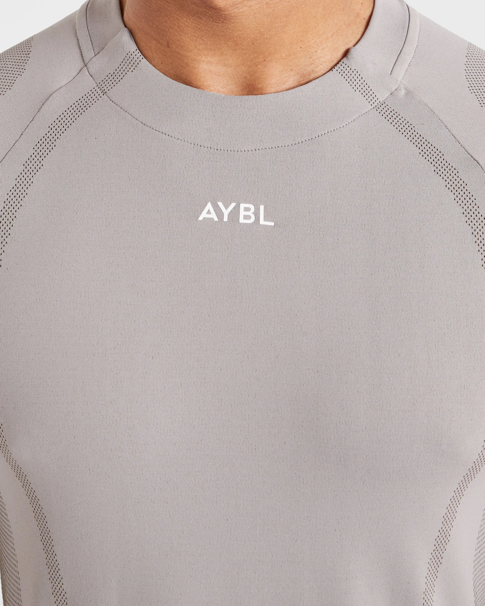 Attain Seamless T Shirt