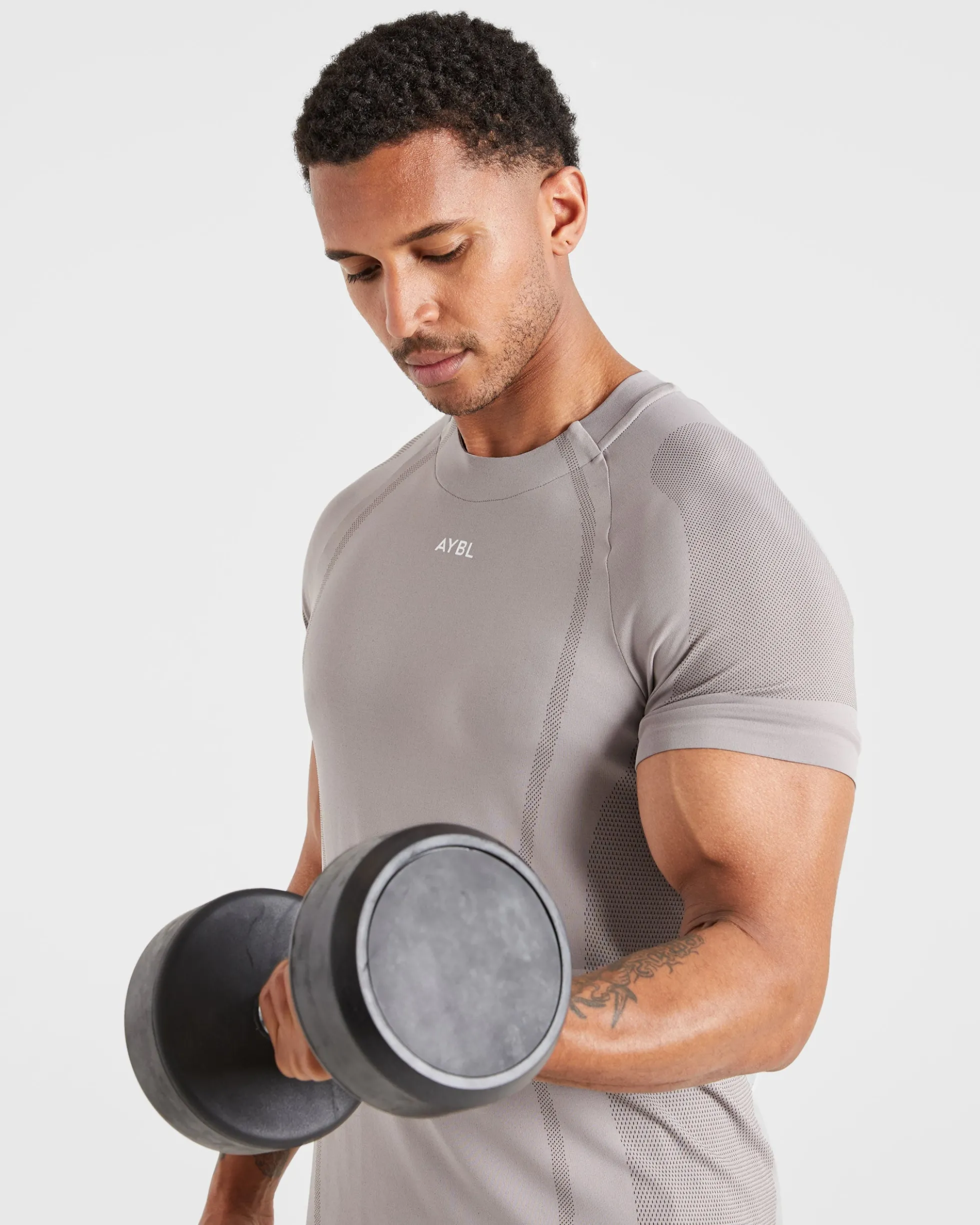 Attain Seamless T Shirt