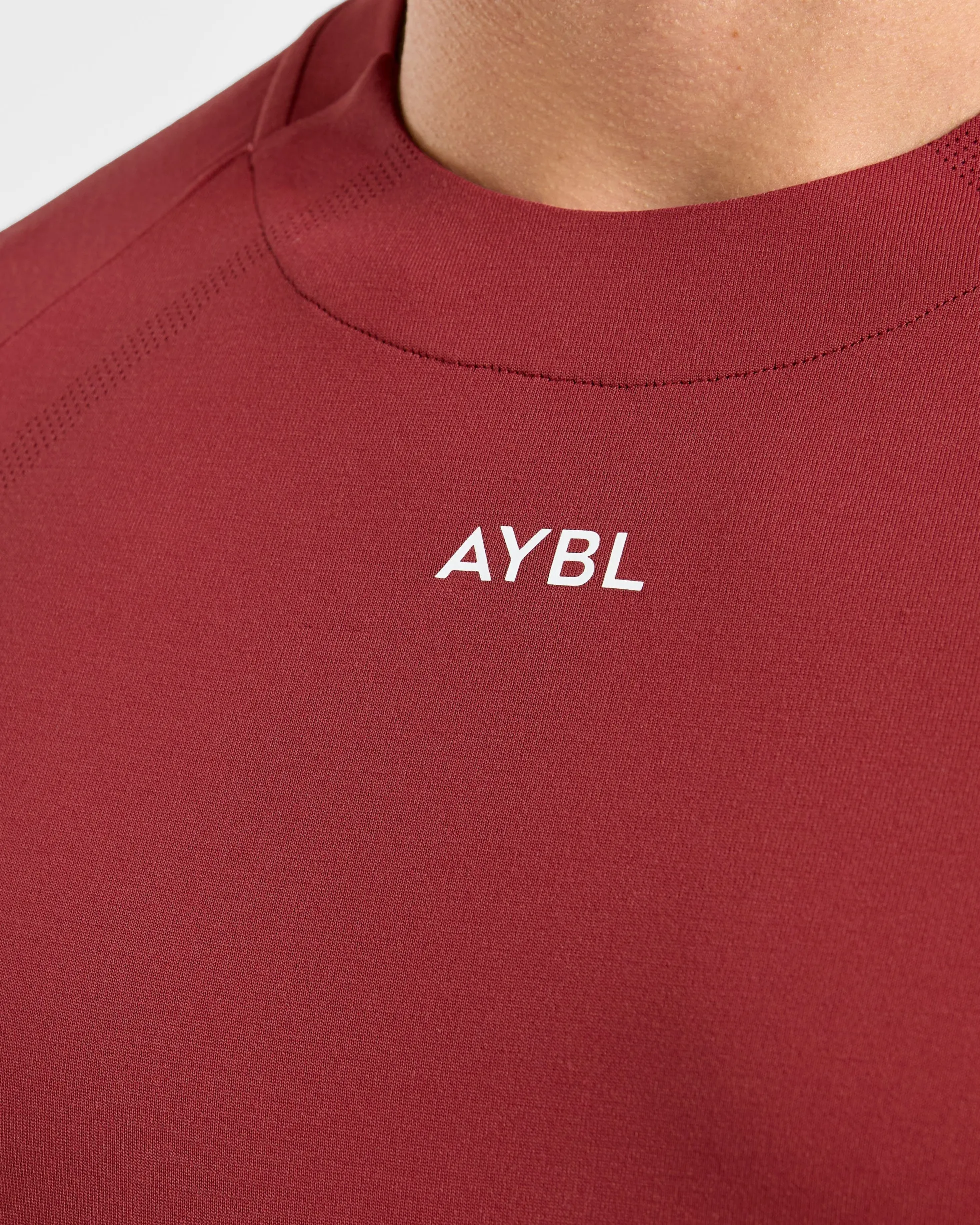 Attain Seamless T Shirt