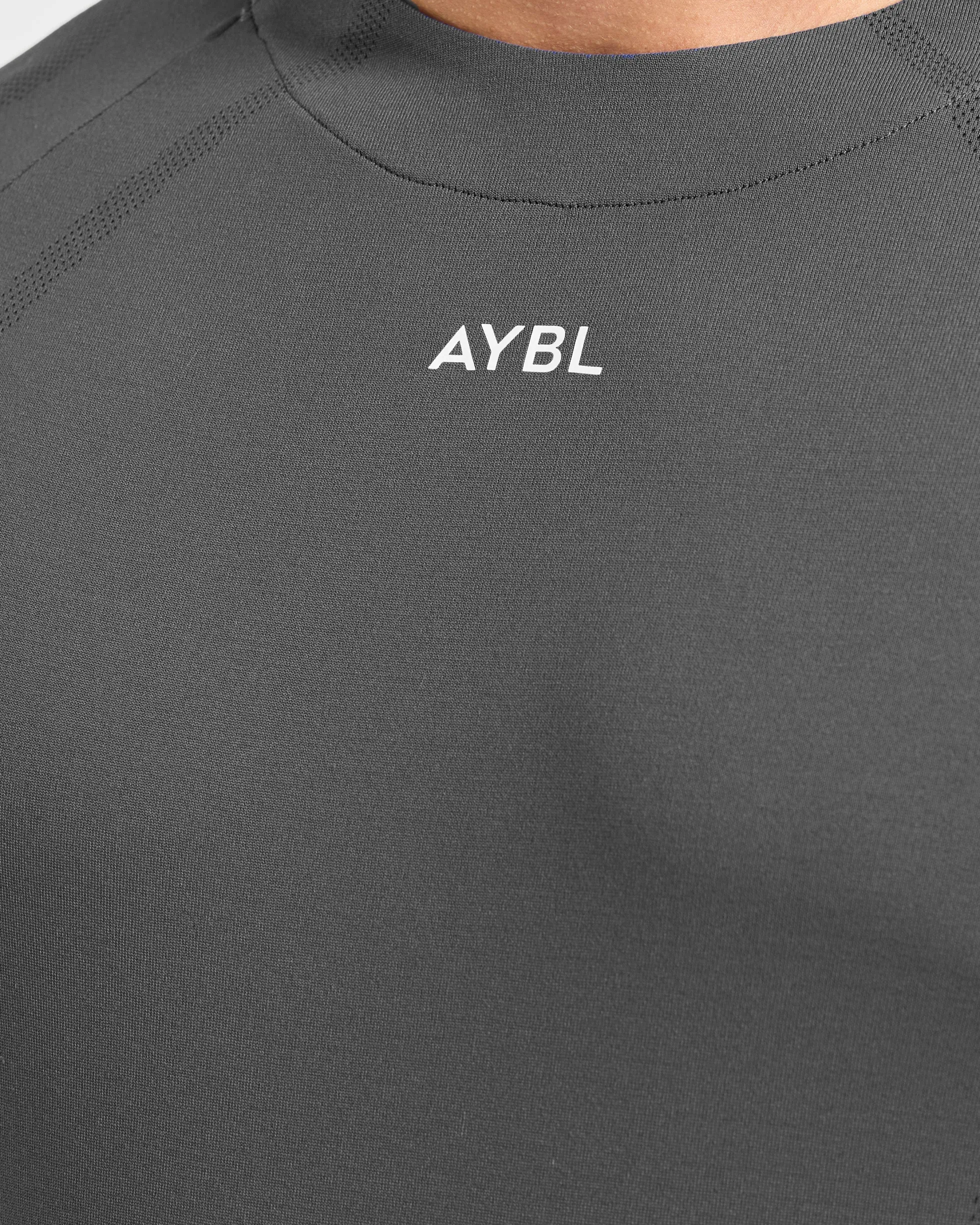 Attain Seamless T Shirt