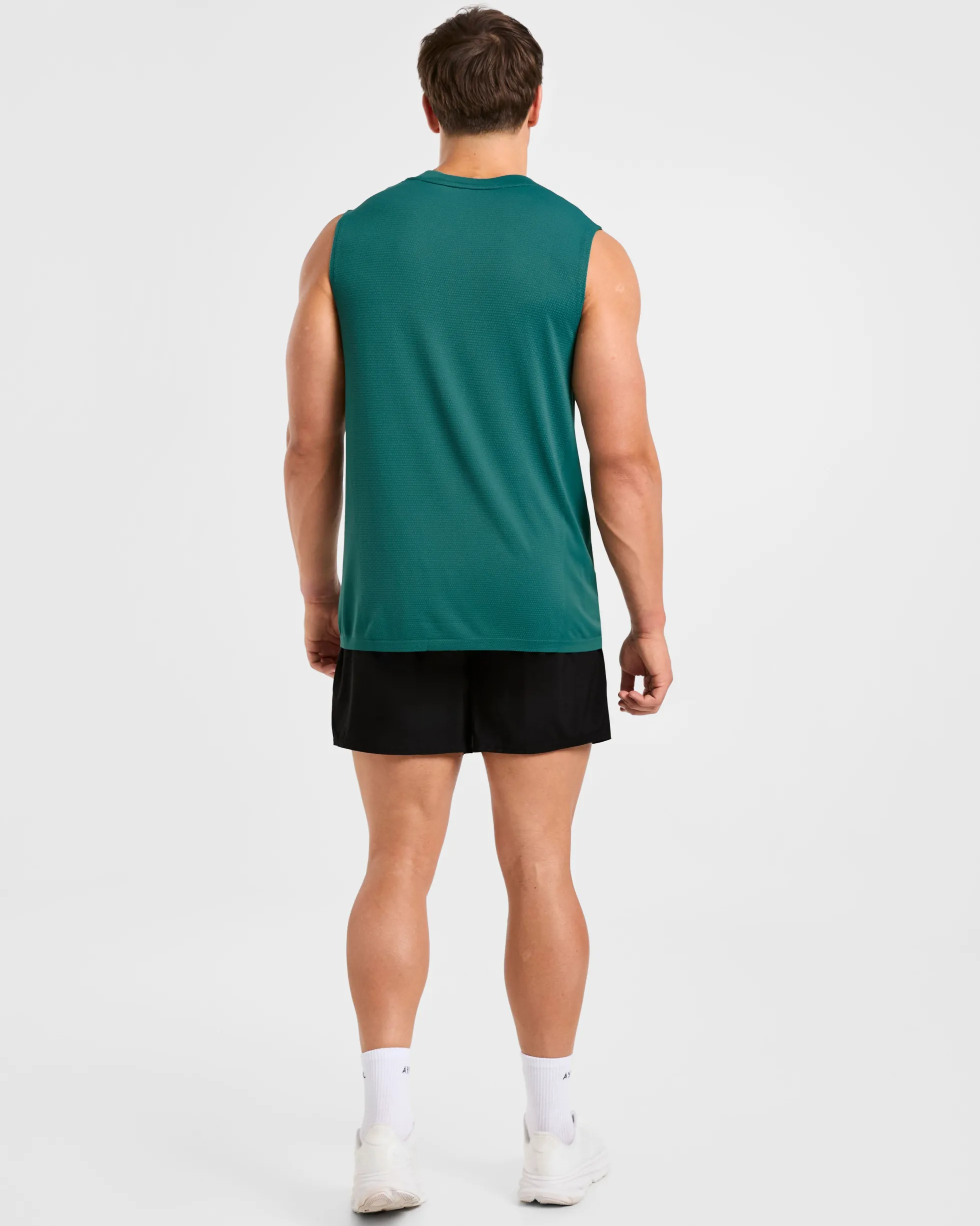 Attain Seamless Vest