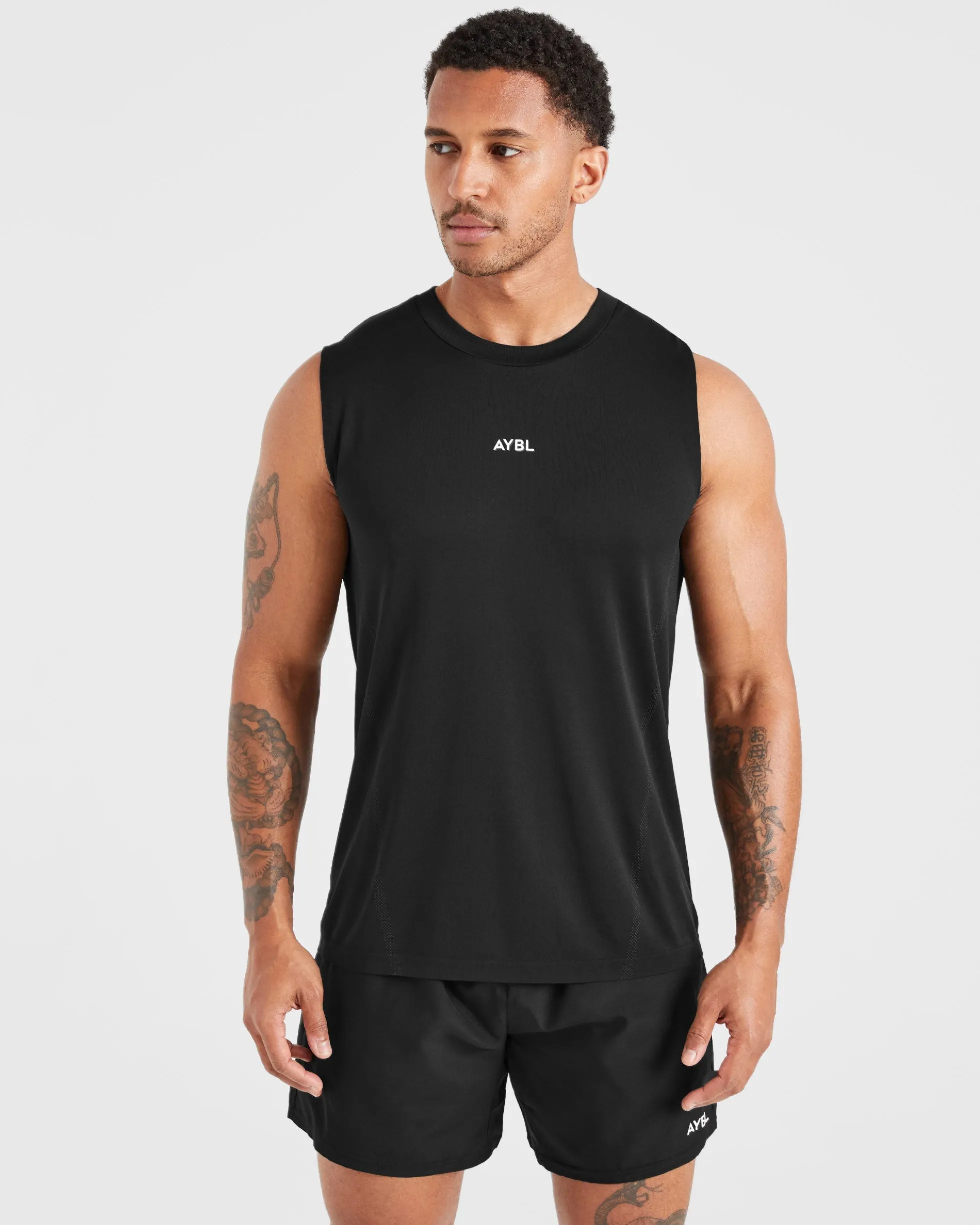 Attain Seamless Vest