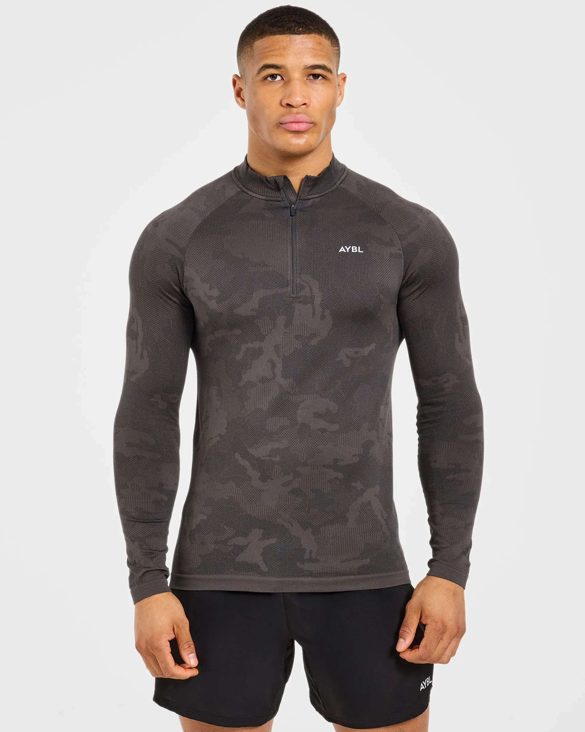 Camo Seamless 1/4 Zip Pullover