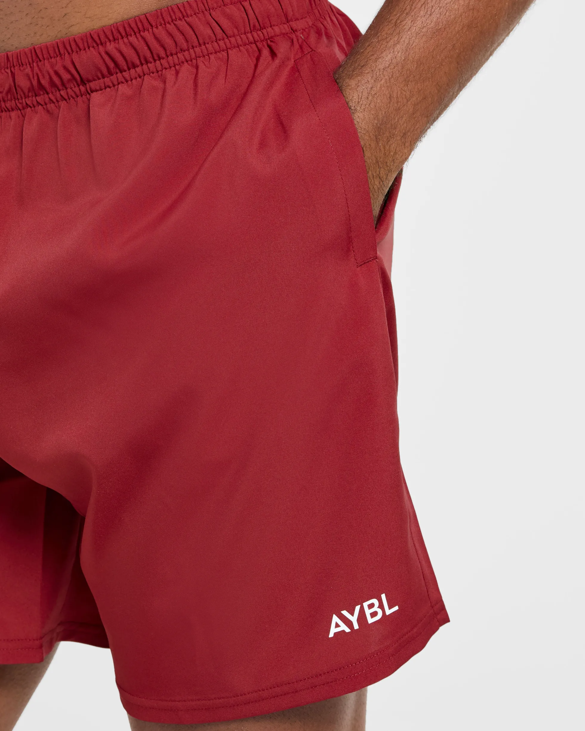 Core 7" Shorts