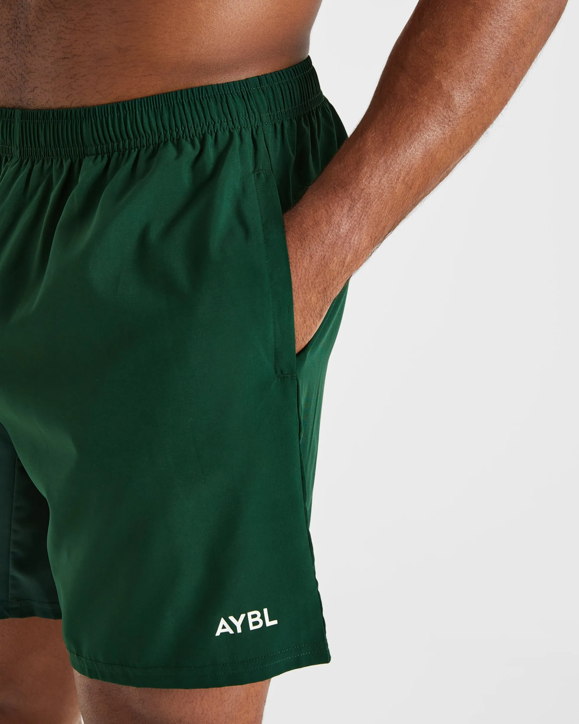 Core 7" Shorts