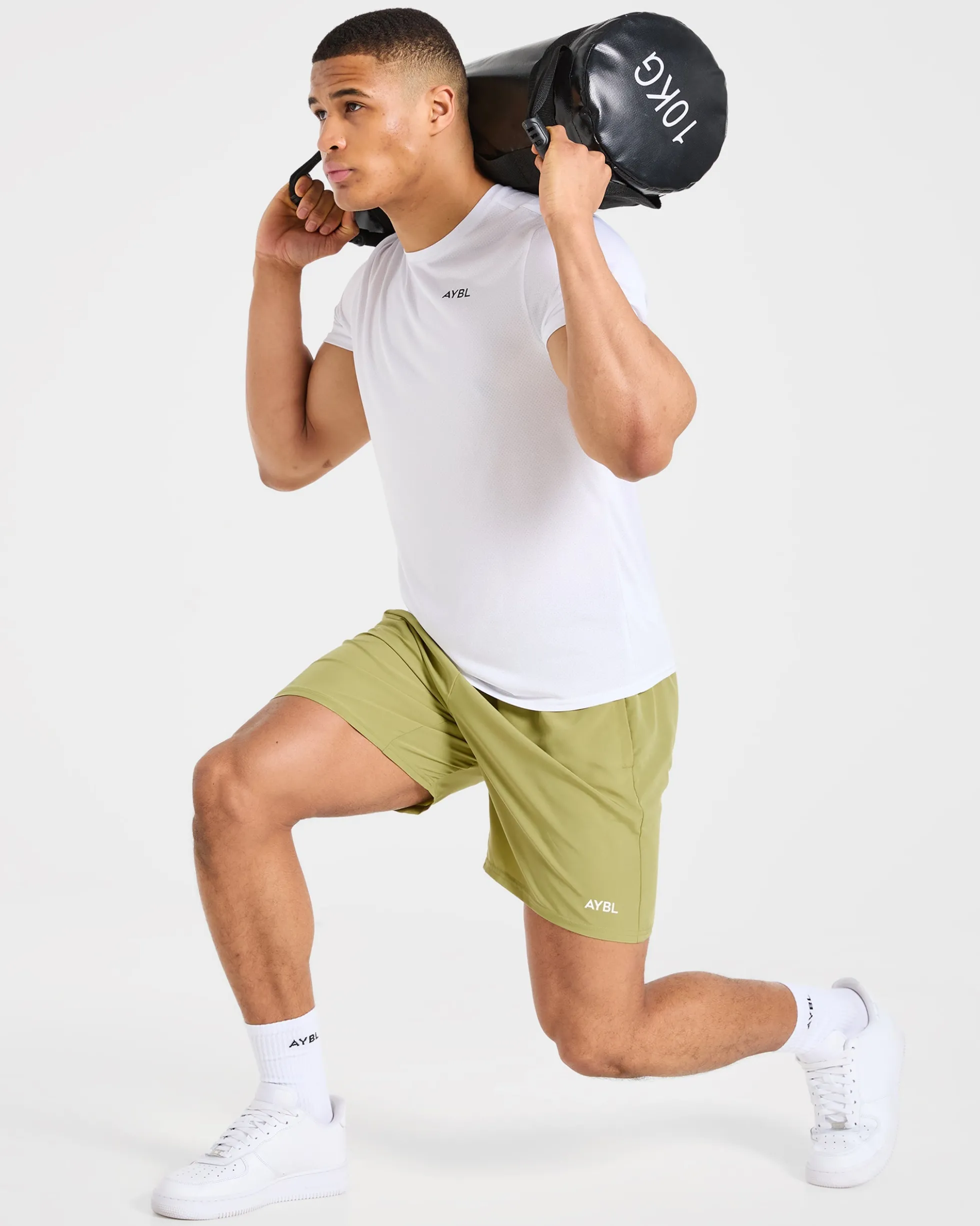 Core 7" Shorts