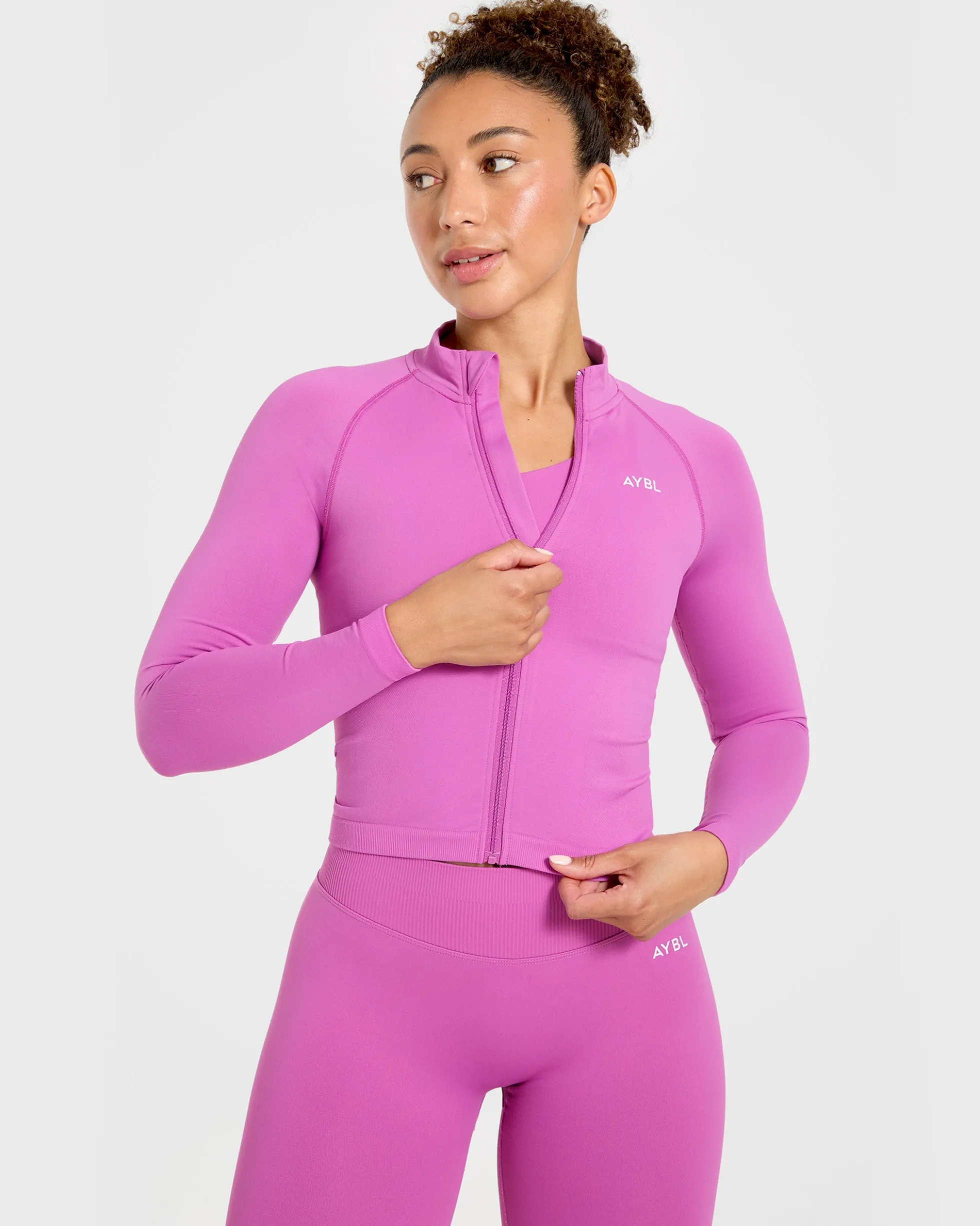 Enhance Seamless Jacket