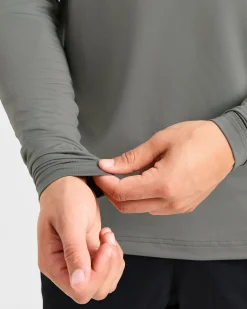 Essential Long Sleeve T Shirt