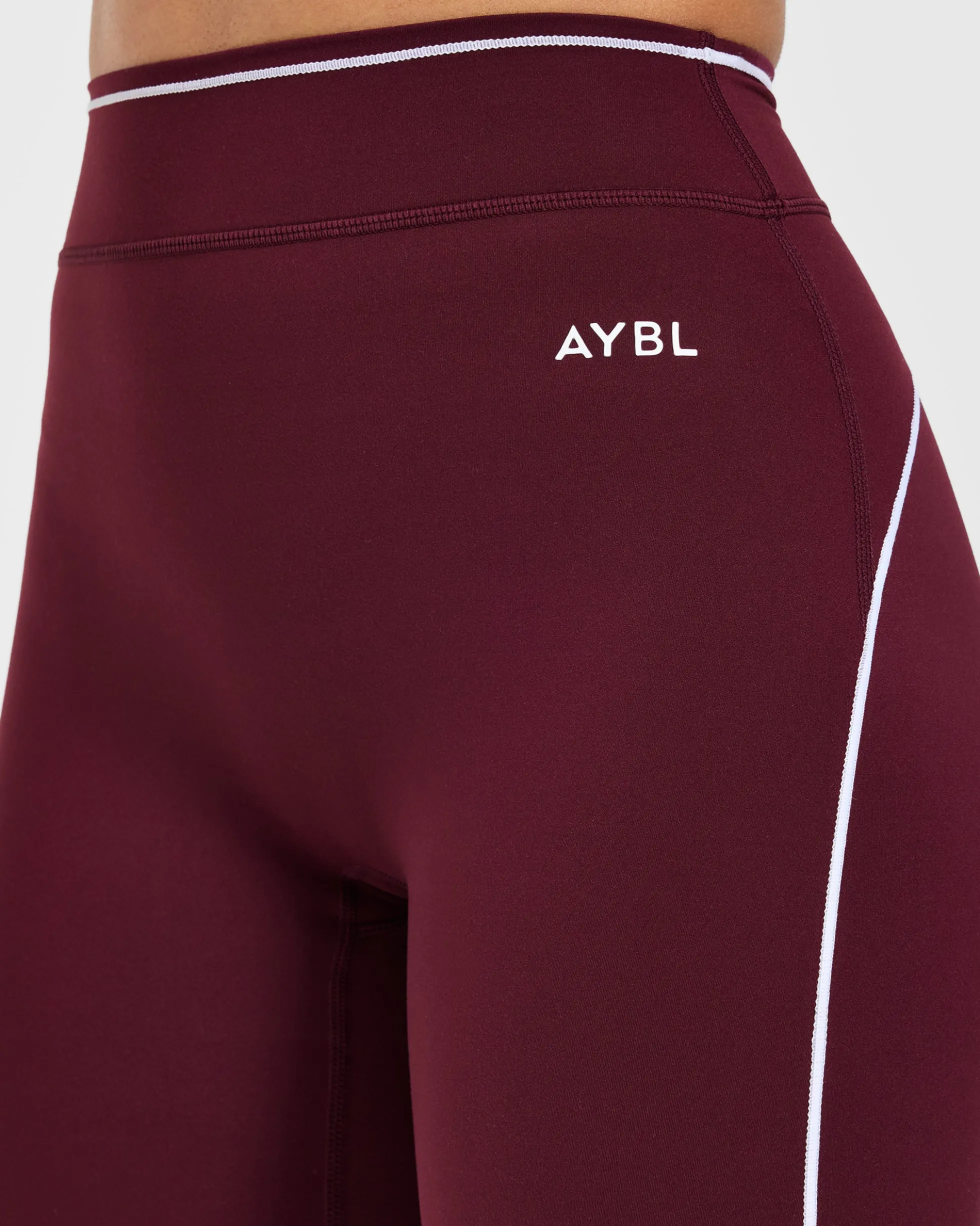 Form Flared Leggings