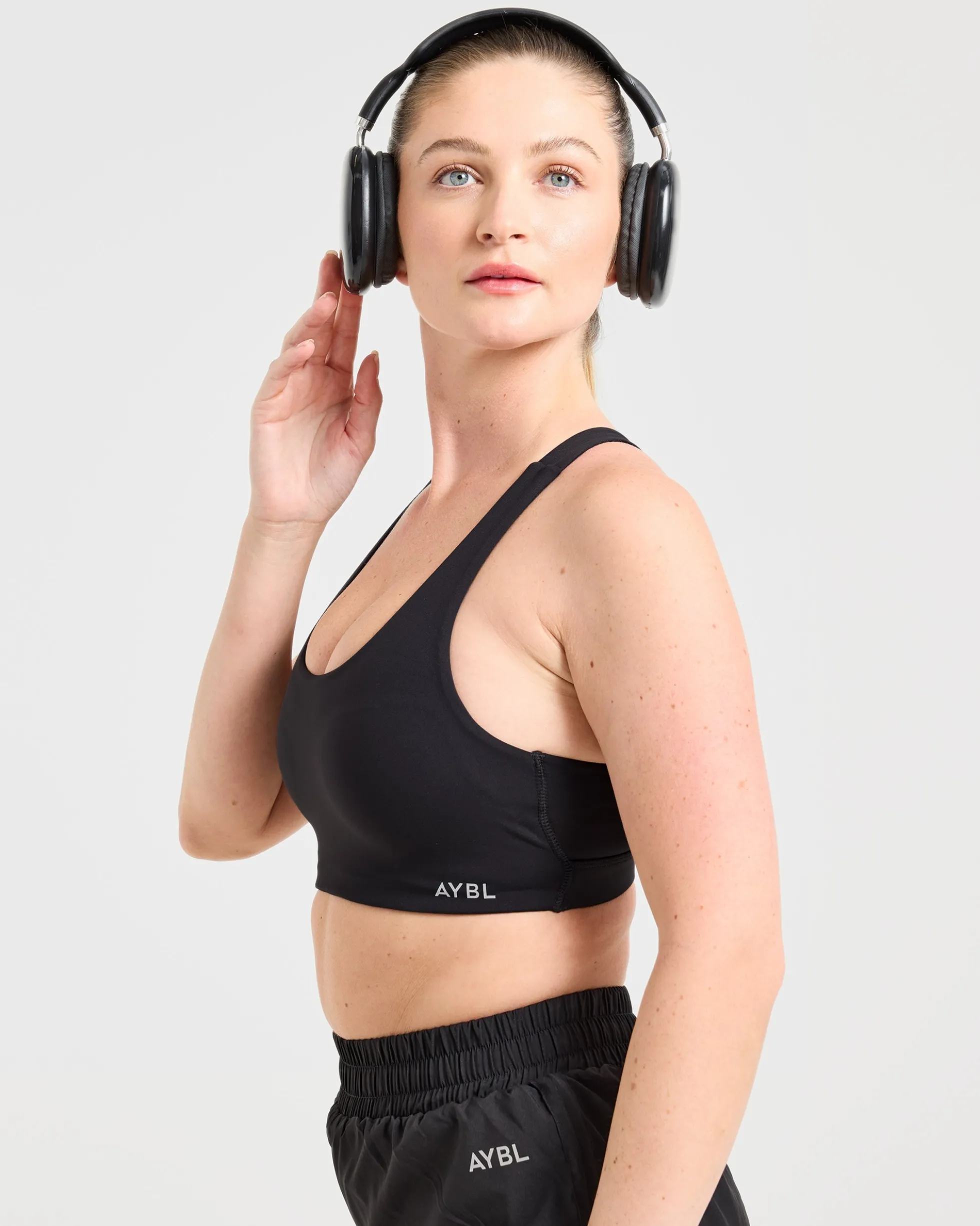 Run Cross Back Sports Bra