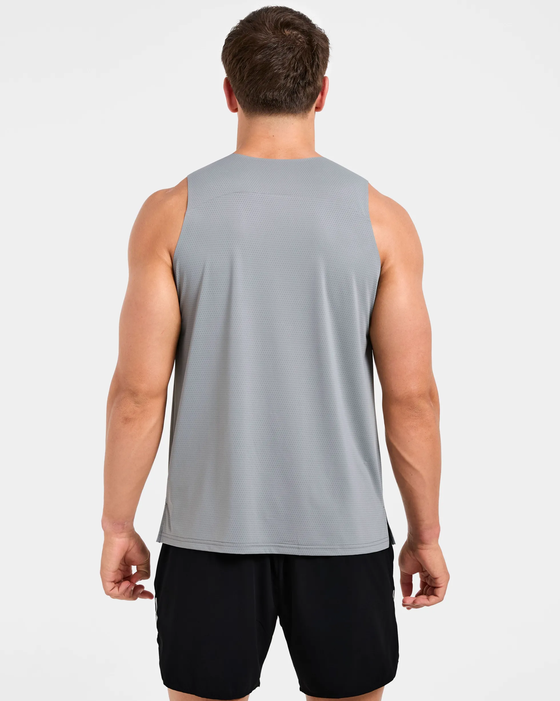 Run Loose Tank