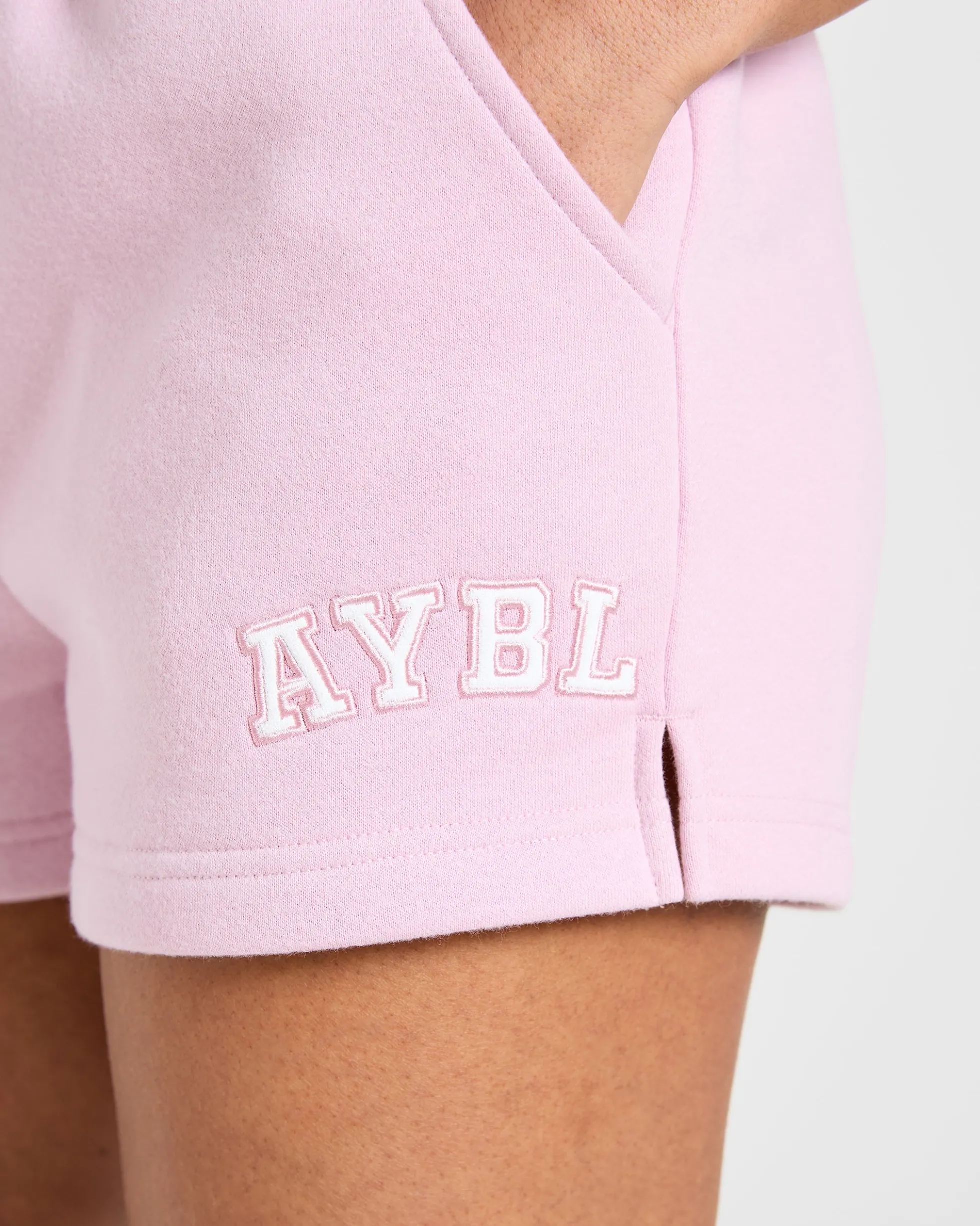 Varsity 2.0 Oversized Shorts