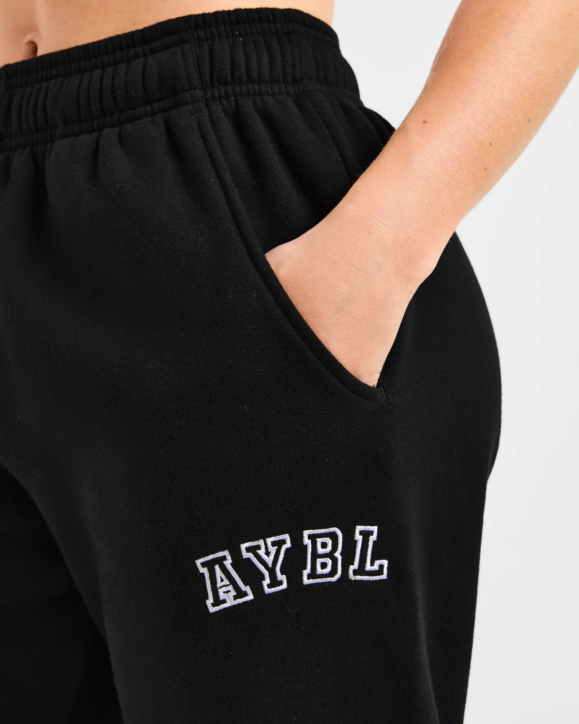 Varsity 2.0 Oversized Straight Leg Joggers